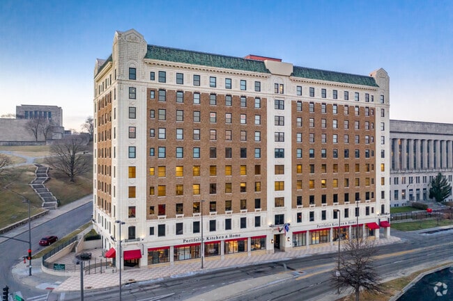 Building Photo - Pershing Lofts
