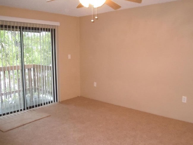 Building Photo - 2480 Cypress Pond Rd 906