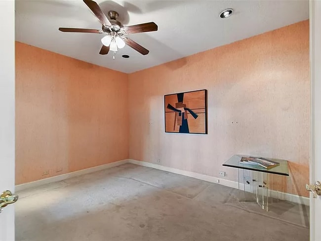 Building Photo - 4941 Bayshore Blvd