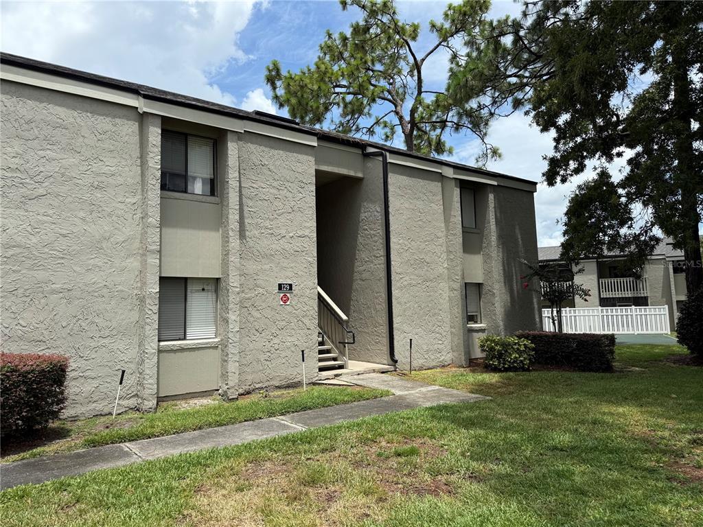 Primary Photo - 129 Springwood Cir