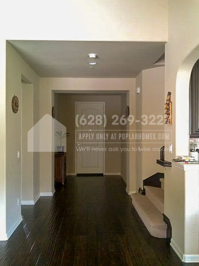 Foto del edificio - 17552 Ralphs Ranch Rd