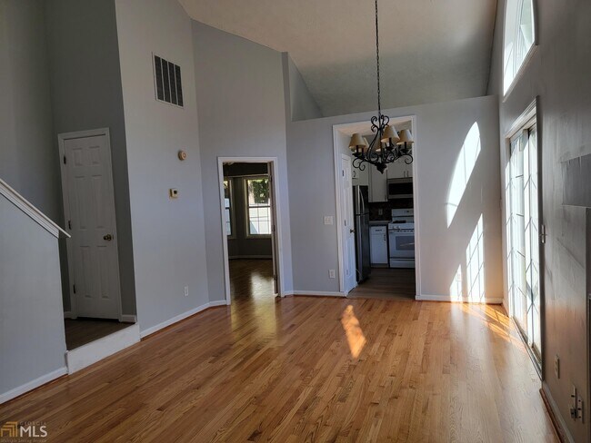 Building Photo - 2365 Parkside Club Ln NW