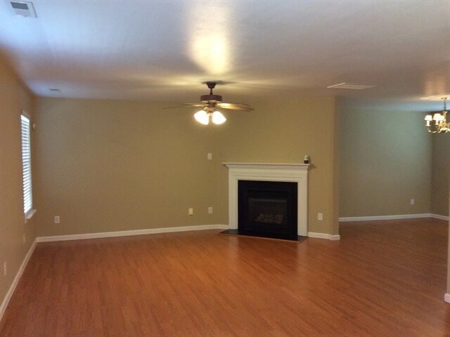 Building Photo - 11008 Thousand Oaks Dr