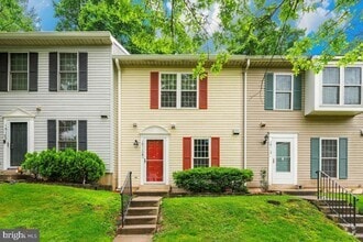 Building Photo - 16110 Hayshire Ct