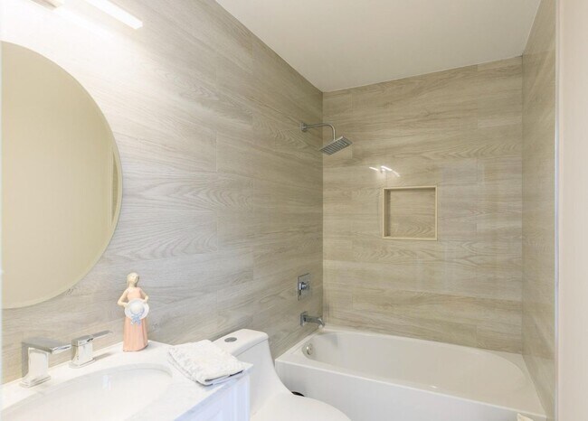 Foto del edificio - 5241 Jog Ln