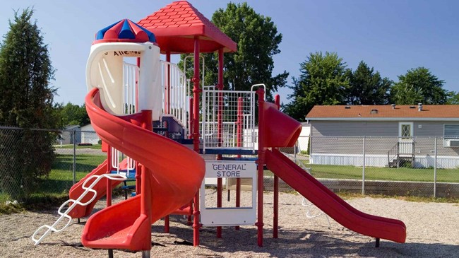 Área de juegos infantiles - Knollwood Estates