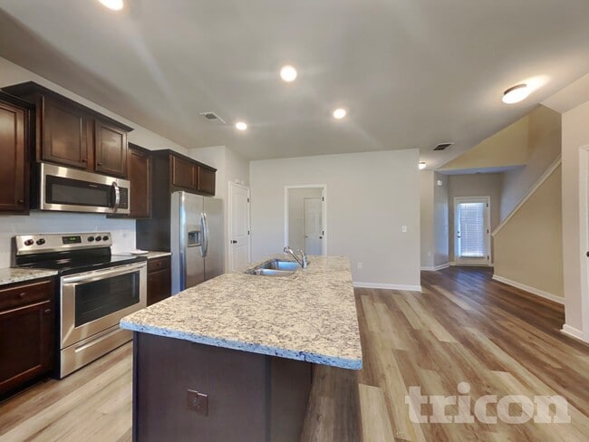 Building Photo - 748 Galveston Way