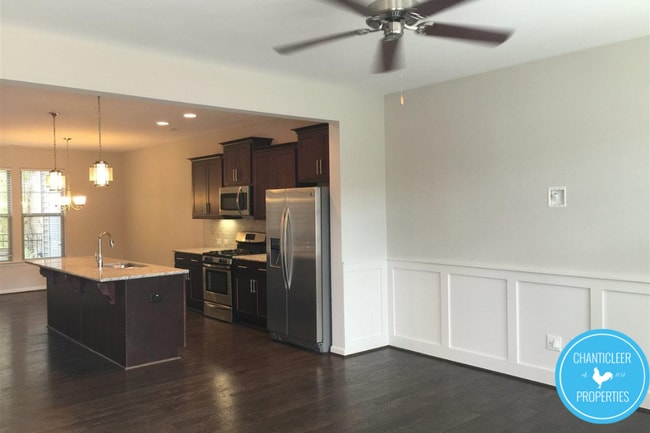 Photo - 1007 Metropolitan Dr Townhome