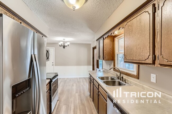 Foto del edificio - 11227 Sumter Ave N