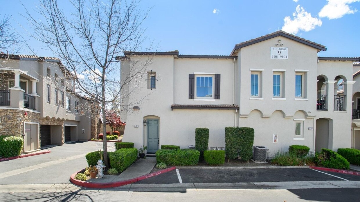 Luxury living at Artisan Square in Natomas! - Luxury living at Artisan Square in Natomas!