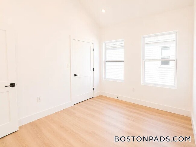 Foto del edificio - 275 Shrewsbury St