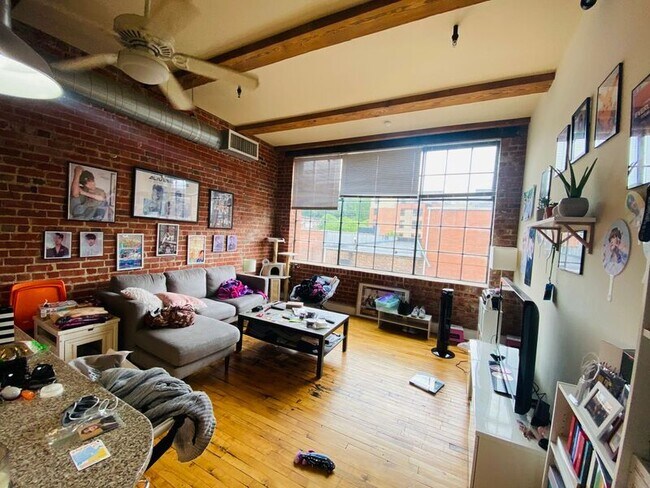 Foto del edificio - 333 Oliver Hill Way