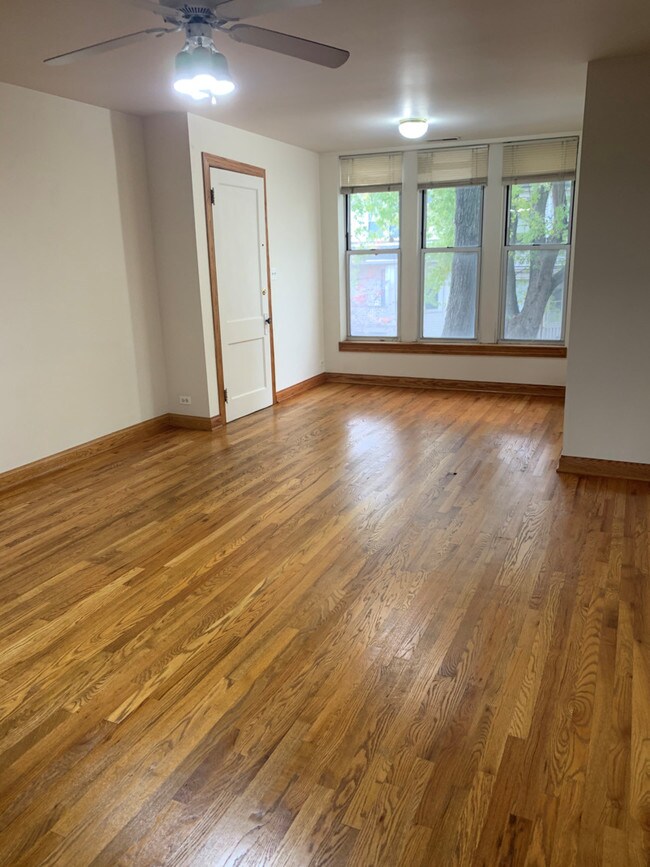 Foto del edificio - 3339 N Hamilton Ave