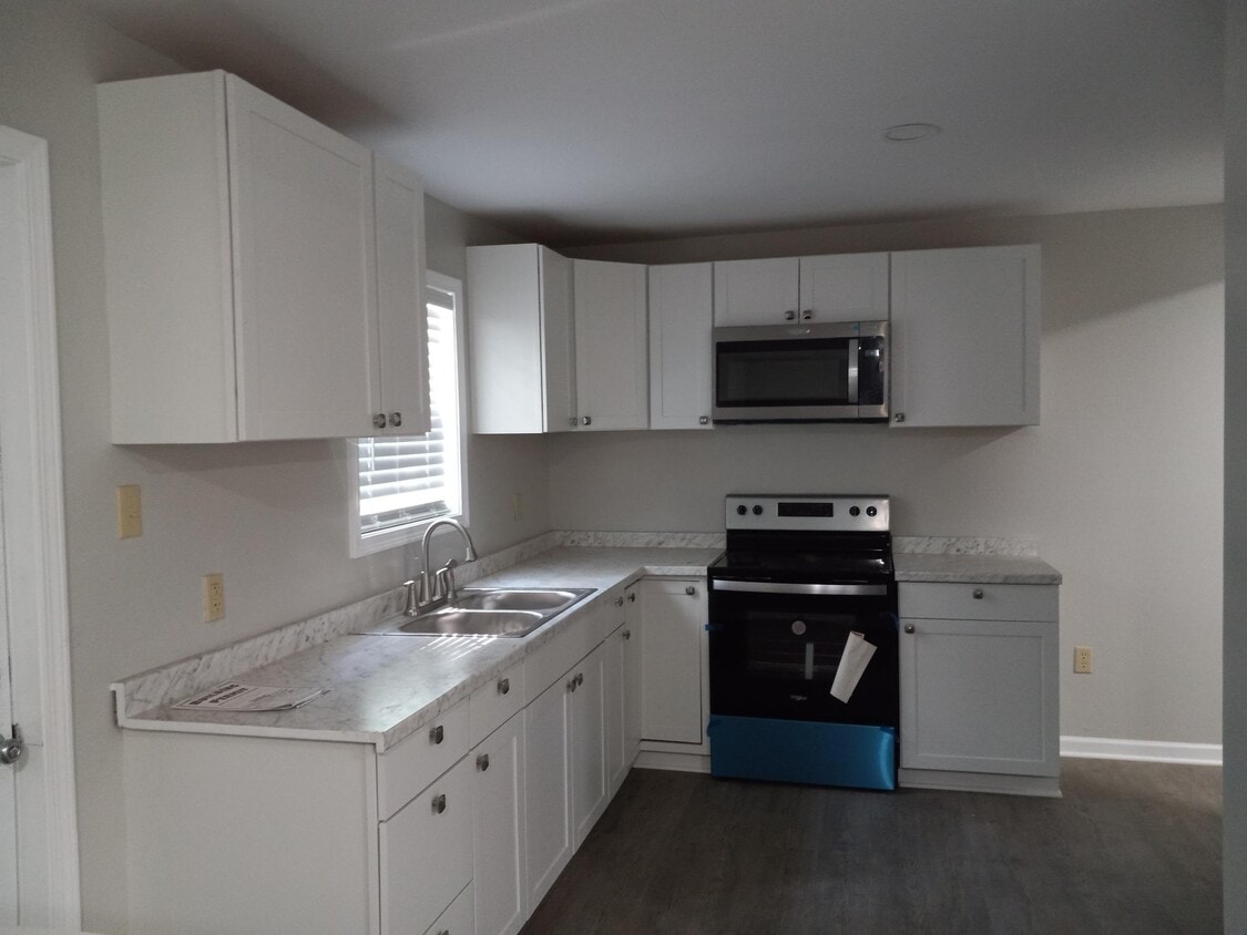 807 S Chestnut St, Pine Bluff, AR 71601 House Rental in Pine Bluff