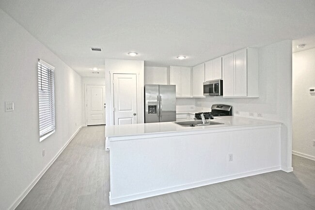 Foto del edificio - 3805 Swift Fox Rd