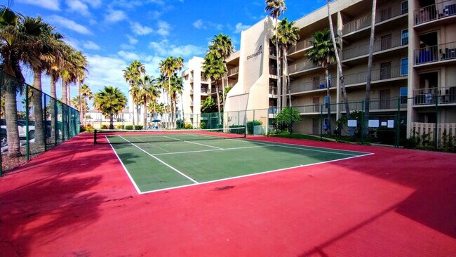 Building Photo - 2216 Gulf Blvd