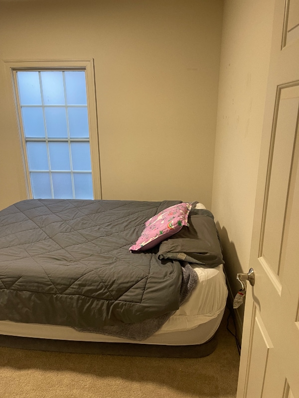 Building Photo - 1015 Heathercroft Cir