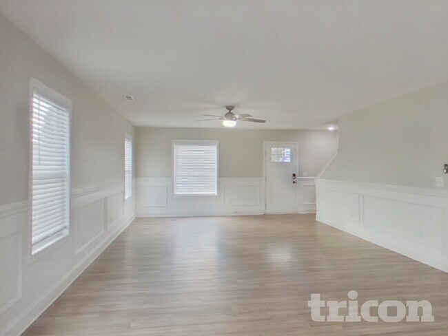 Foto del edificio - 19 Bloomwood Heights