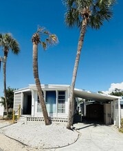 Building Photo - 4851 W Gandy Blvd