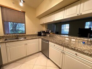 Building Photo - 6584 W Sample Rd