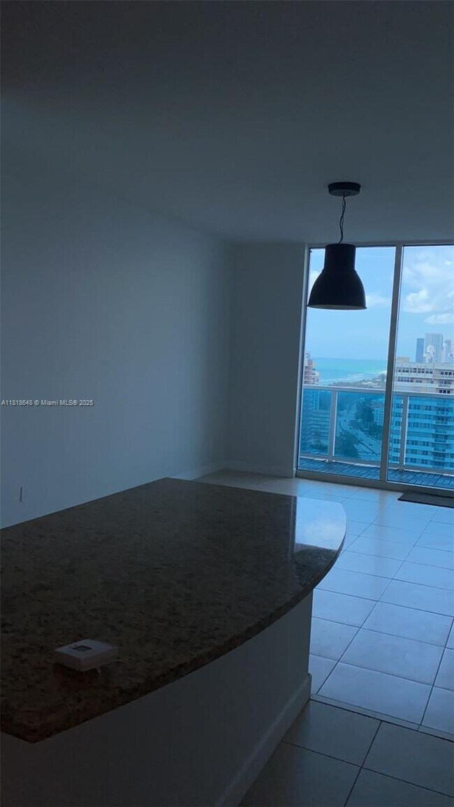 Building Photo - 1945 S Ocean Dr