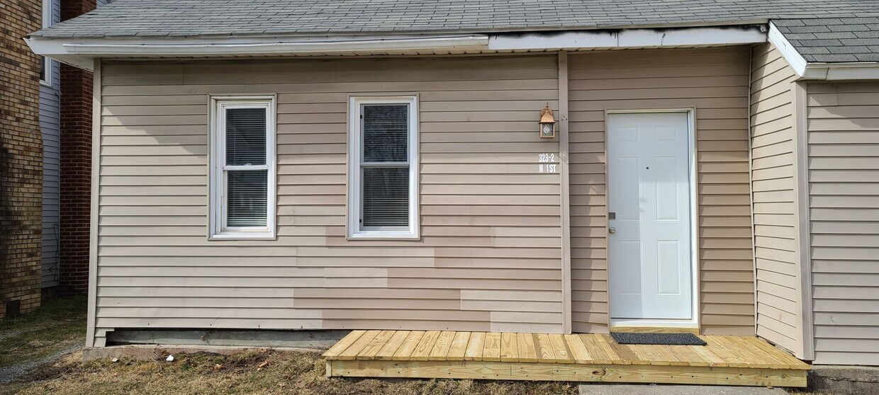 323 N 1st St Unit 3232 N First St, Goshen, IN 46528 Room for Rent in