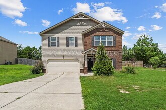 Building Photo - 910 Clover Ct