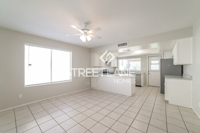 Foto del edificio - REDUCED!