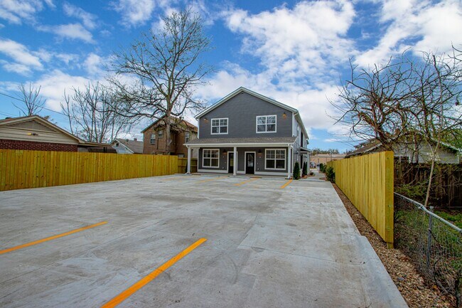 Foto del edificio - Argenta 1 Bed 1.5 Bath Luxury Energy Effic...