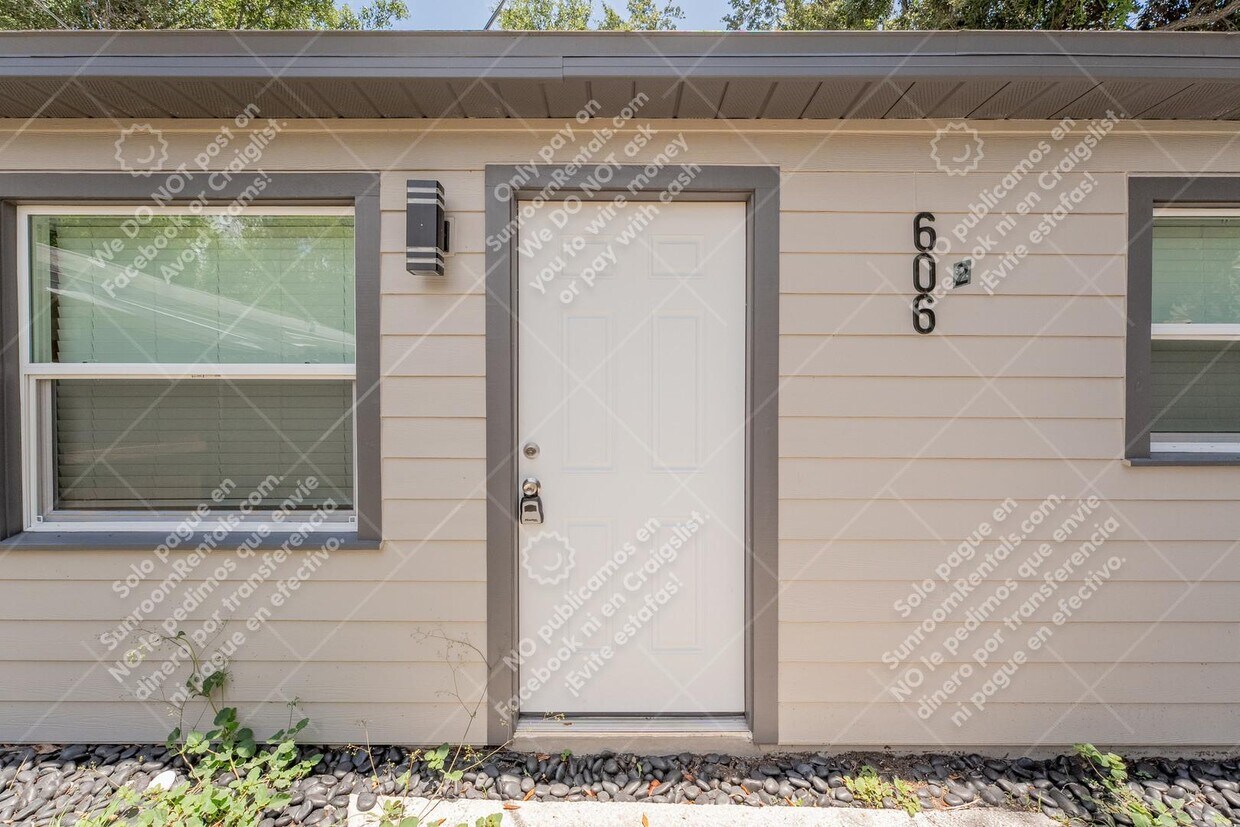 Primary Photo - 606 4th Ave NW