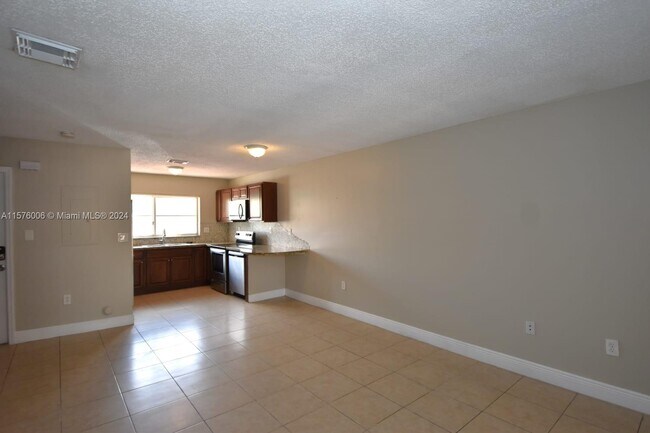 Foto del edificio - 12621 NW 11th Ln
