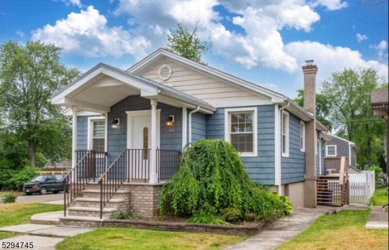 Foto principal - 61 Beechwood Ave