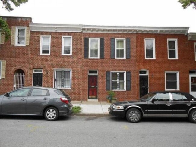 Building Photo - 816 W Barre St