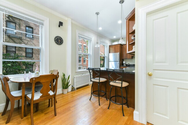 Foto del edificio - 34 Garden St