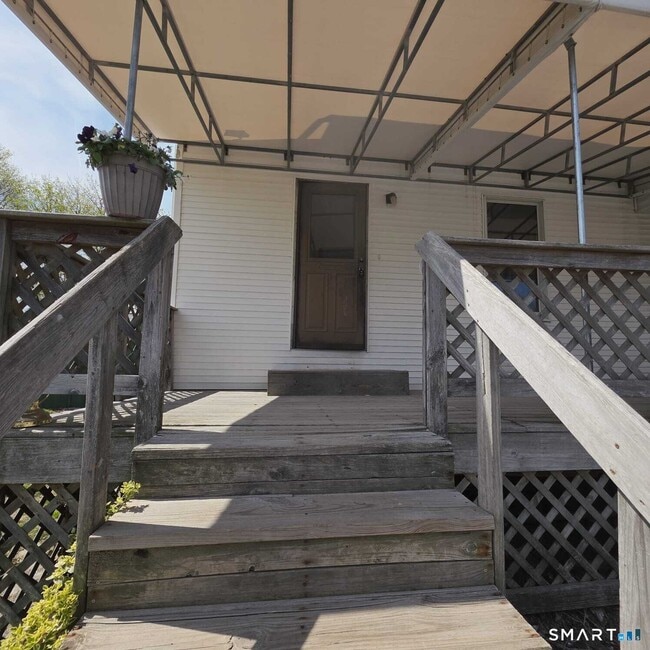Building Photo - 124 Geddes Terrace
