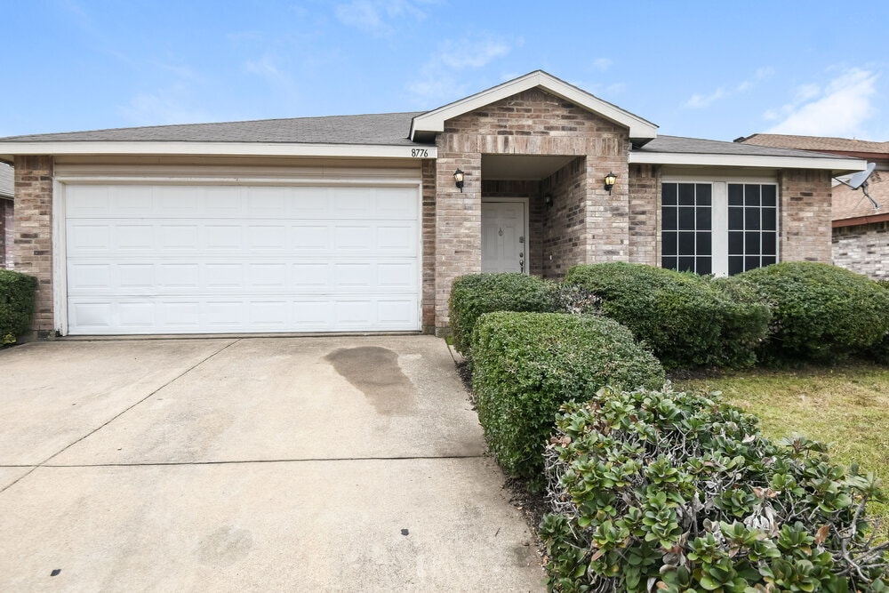 Foto principal - 8776 Polo Dr