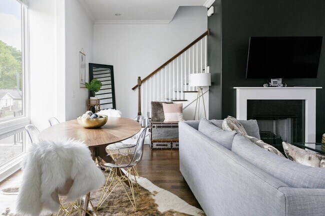 Foto del edificio - 816 Smiley St