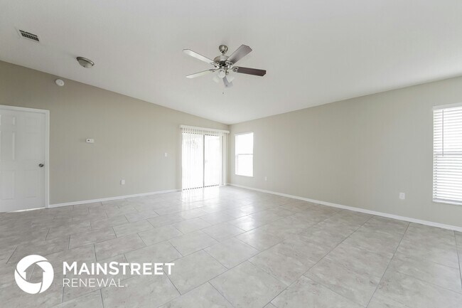 Foto del edificio - 607 Estrada Ln