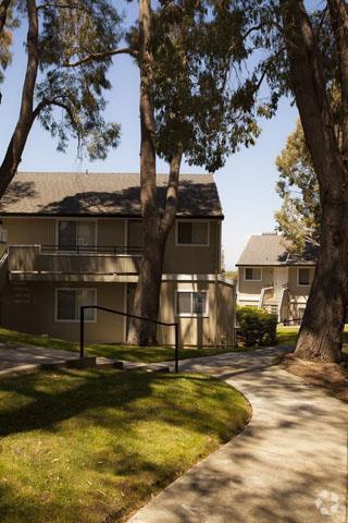 Edificio - Bay Village