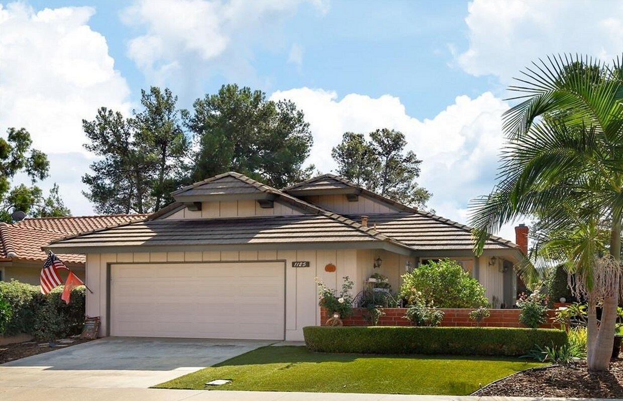 Foto principal - Very Cute 3 bedroom 2 bath Home!!