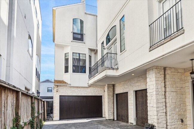 Photo - 4715 Jackson St House