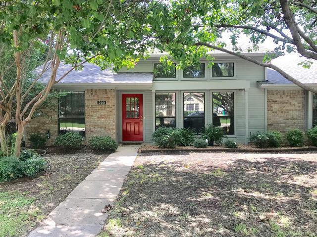 Foto principal - 300 Plum Hollow St