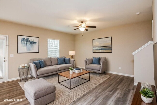 Foto del edificio - 247 Pond Ct