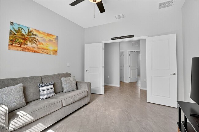 Foto del edificio - 2130 Hamlin St