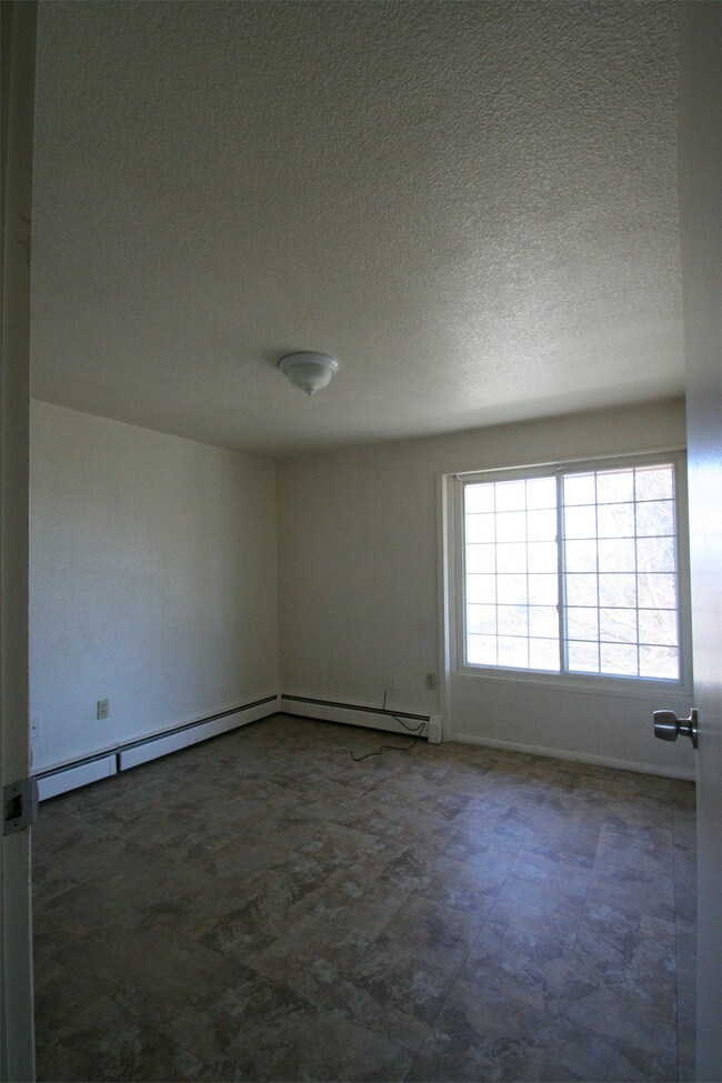 Foto del edificio - 5225 Balsam St