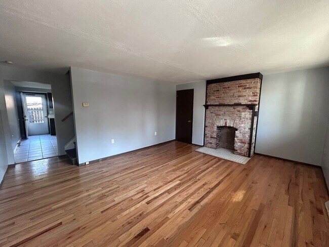 Foto del edificio - 1220-1224 Termon Ave