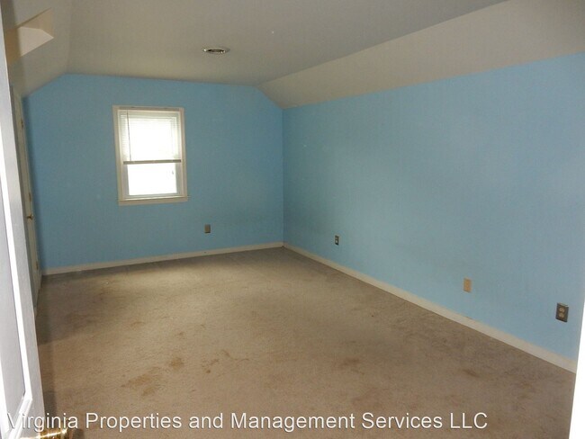 Building Photo - 3 br, 2.5 bath House - 11100 Stilton Drive