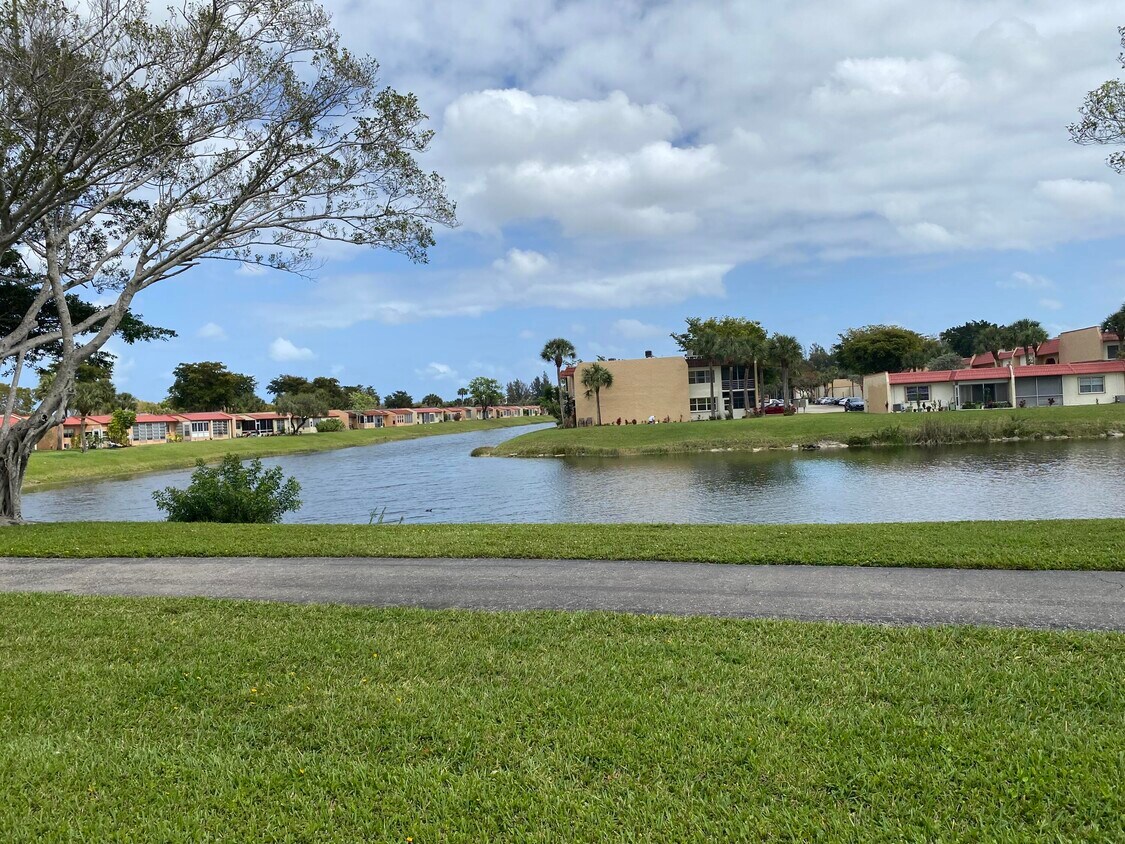 Primary Photo - 206 Lake Carol Dr