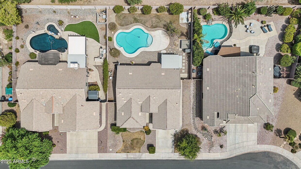 Foto principal - 129 N Joshua Tree Ln