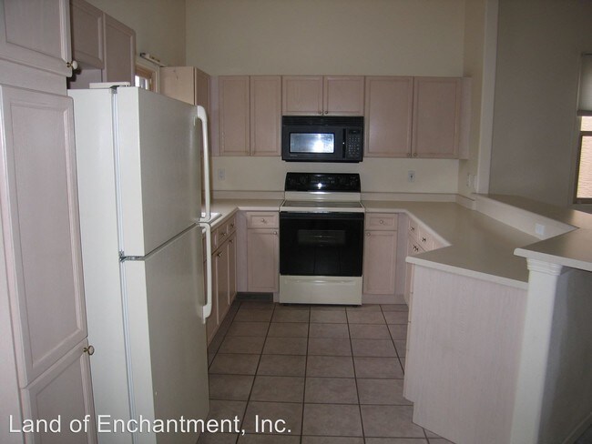 Foto del edificio - 212 Serenity Hills Pl SE